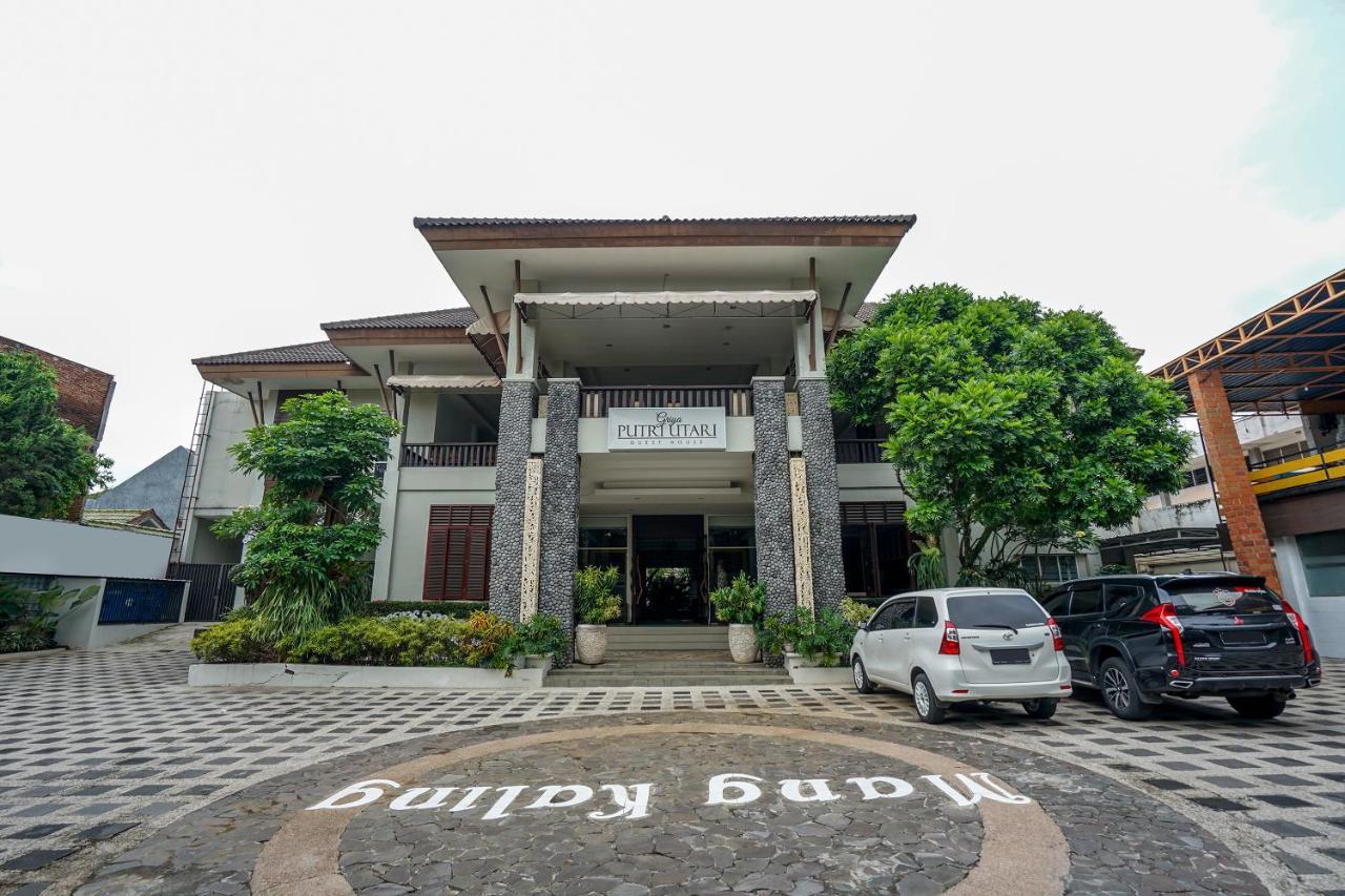 Oyo 282 Putri Utari Residence Μαλάνγκ Εξωτερικό φωτογραφία