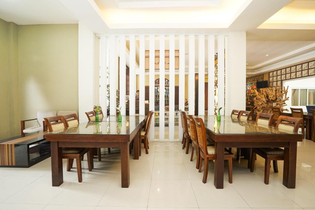 Oyo 282 Putri Utari Residence Μαλάνγκ Εξωτερικό φωτογραφία