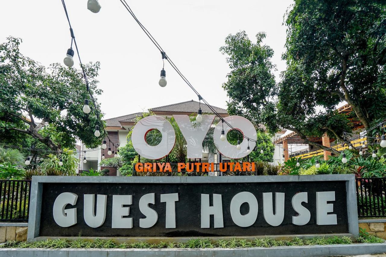 Oyo 282 Putri Utari Residence Μαλάνγκ Εξωτερικό φωτογραφία