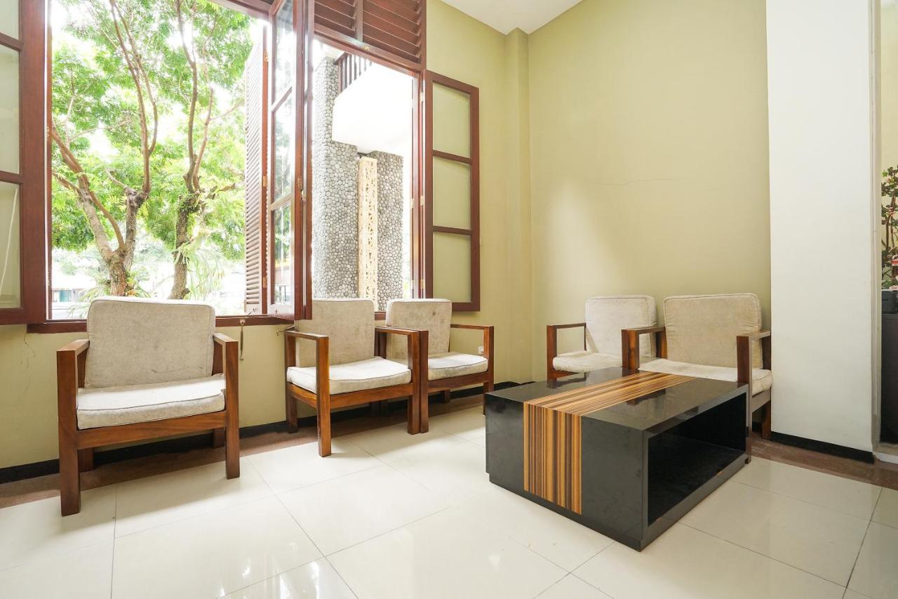 Oyo 282 Putri Utari Residence Μαλάνγκ Εξωτερικό φωτογραφία