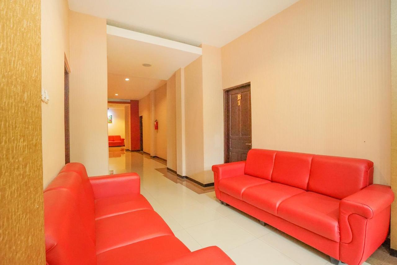 Oyo 282 Putri Utari Residence Μαλάνγκ Εξωτερικό φωτογραφία