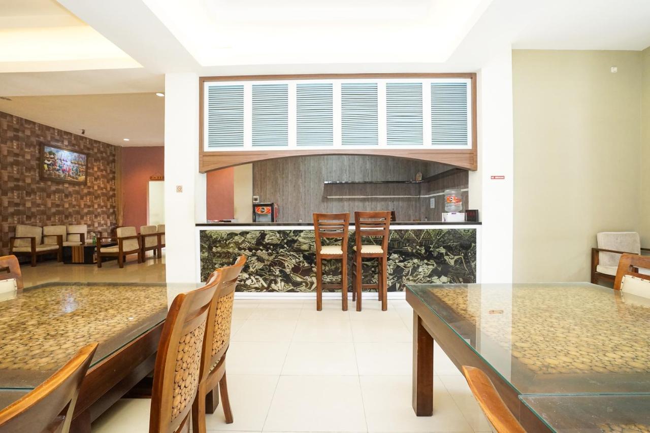 Oyo 282 Putri Utari Residence Μαλάνγκ Εξωτερικό φωτογραφία