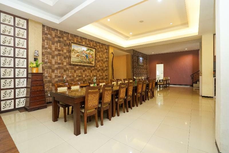 Oyo 282 Putri Utari Residence Μαλάνγκ Εξωτερικό φωτογραφία